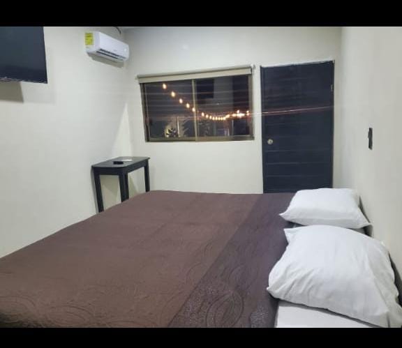 Hospedaje La Cascada 1